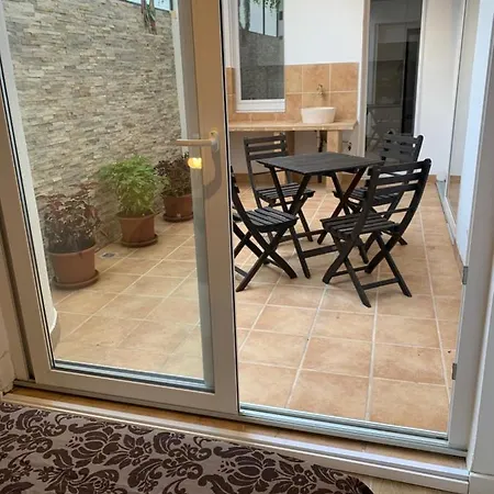 Patio Port Serrallo *