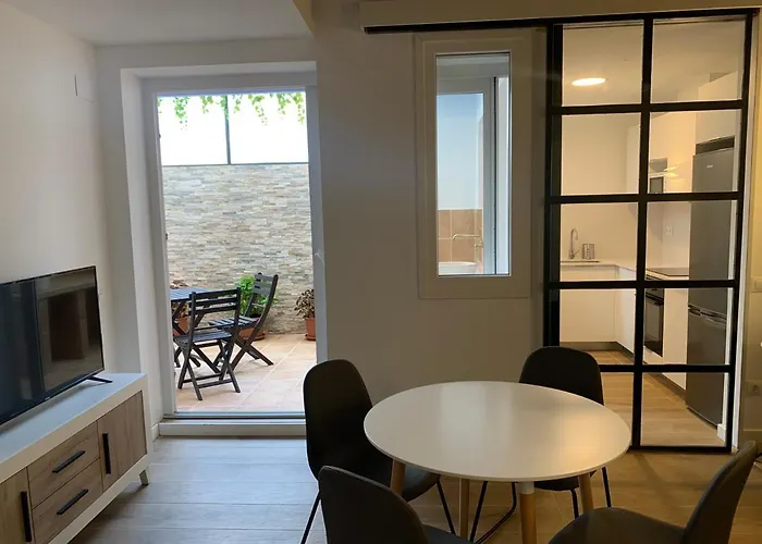 Apartamento Patio Port Serrallo *